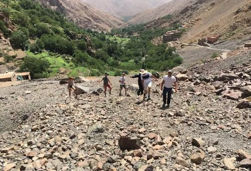 پانسیون Dar Isselday