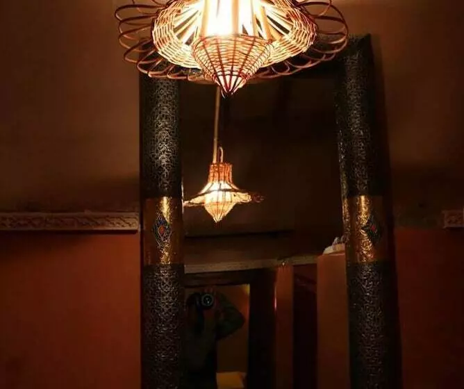 پانسیون Dar Isselday