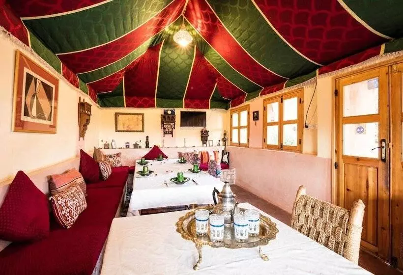 پانسیون Dar Isselday