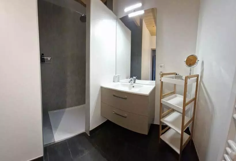 Majatalo Domaine Le Puits Du Moulin