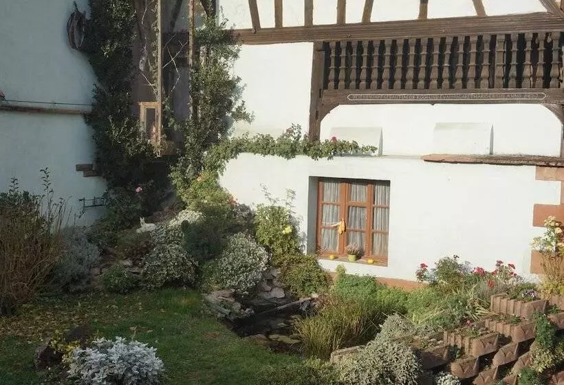 ペンション Le 1820   3 Etoiles Premium