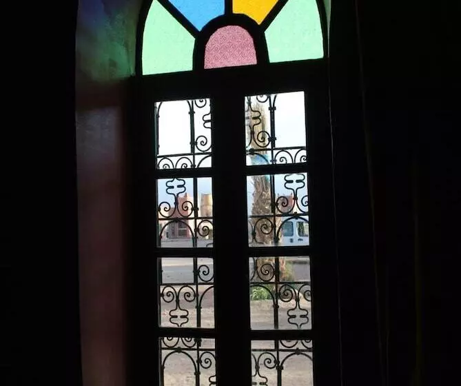 Majatalo Riad Mimouna De Timnay