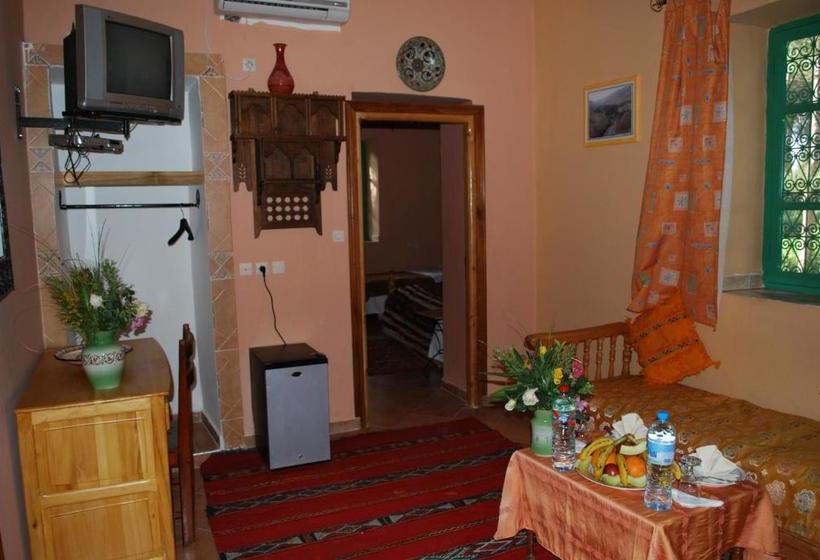 펜션 Riad Mimouna De Timnay