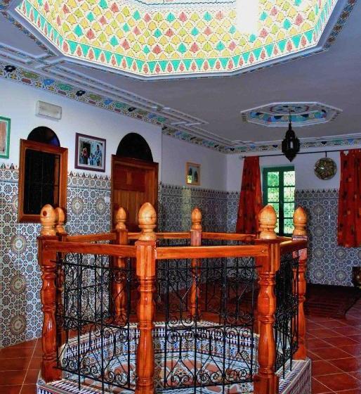 펜션 Riad Mimouna De Timnay