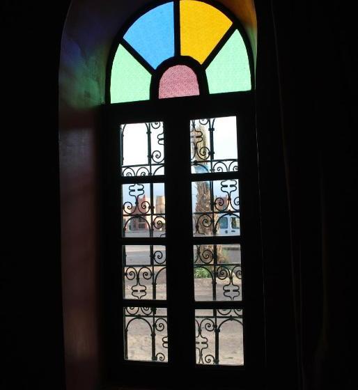 펜션 Riad Mimouna De Timnay