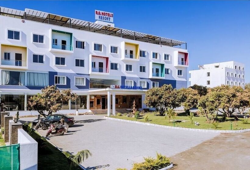R G Hotels And Resort