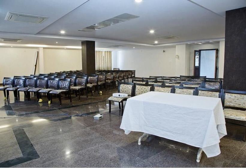 R G Hotels And Resort