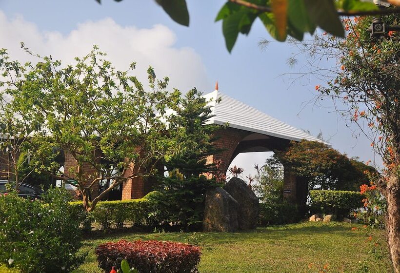 Thrisangu Haven Hill Resort