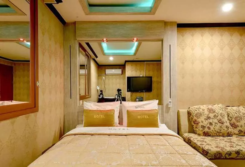 Ssan Motel Gosung