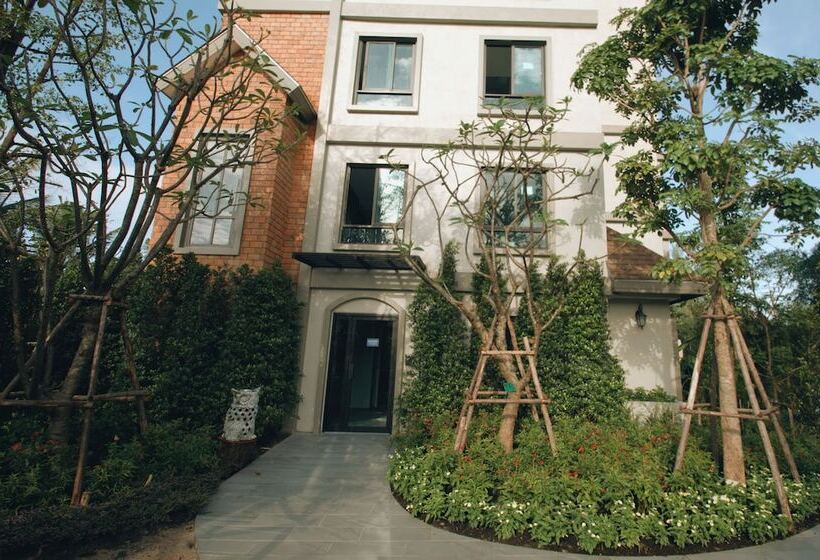 Naiyang Beach Title Residencies By My Home Phuket