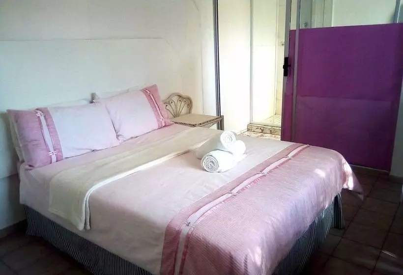 Aamiaismajoitus (B&B) His Glory Guest House