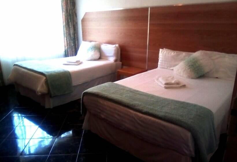 مبيت وإفطار His Glory Guest House