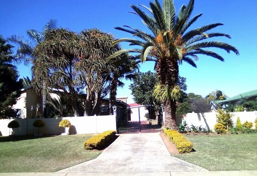 مبيت وإفطار His Glory Guest House