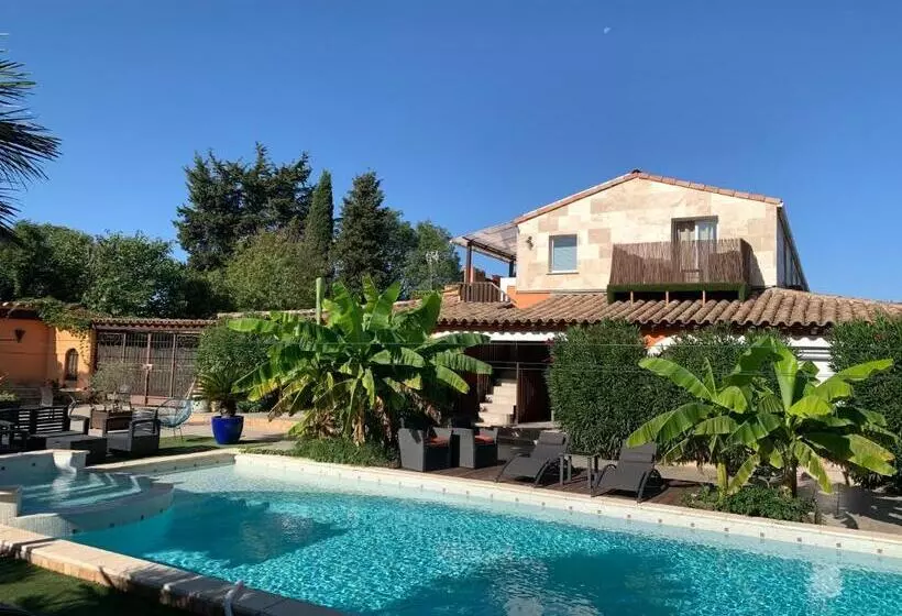 Aamiaismajoitus (B&B) Le Patio 34