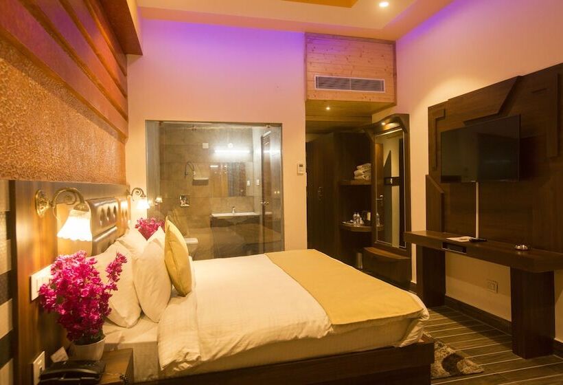 ホテル Kings Regency