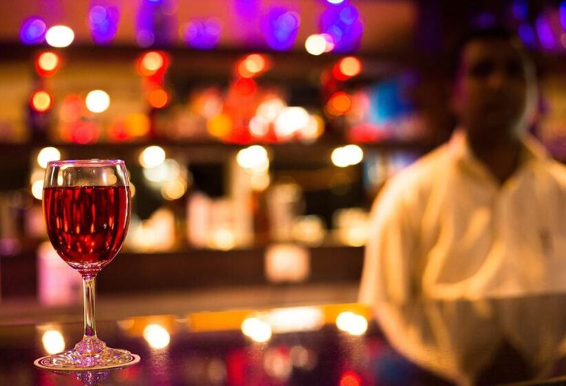 ホテル Kings Regency