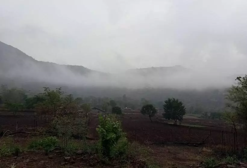 Hotelli Megh Malhar Agro Tourism