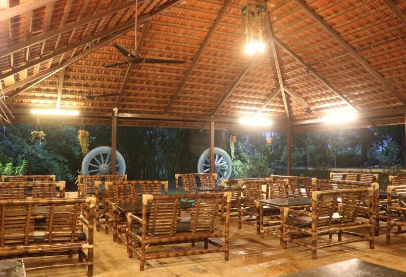 فندق Megh Malhar Agro Tourism