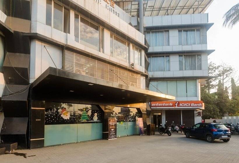 ホテル Monarch Boutique