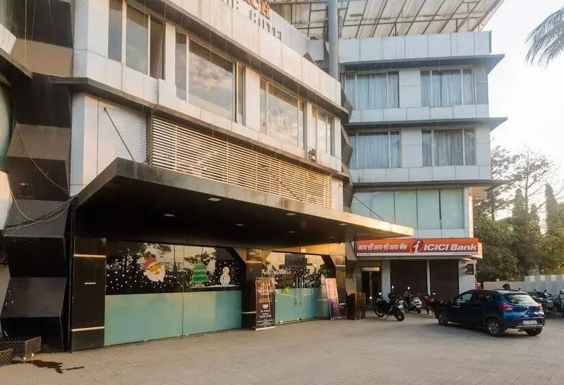 ホテル Monarch Boutique