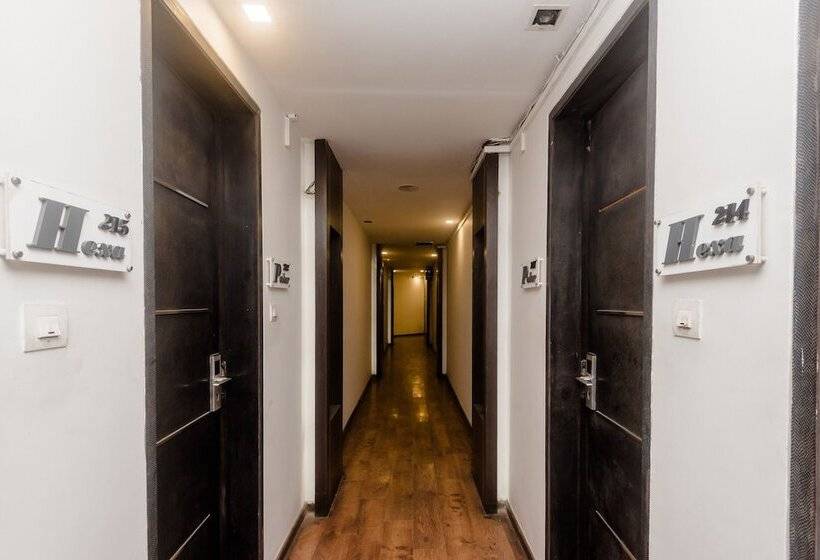 ホテル Monarch Boutique