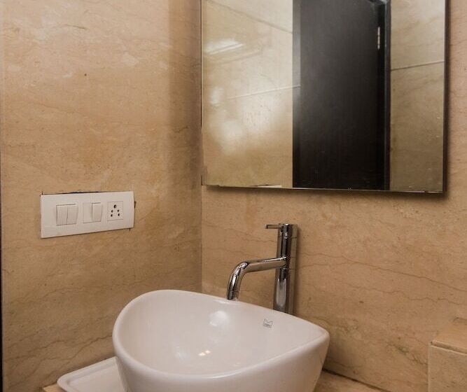 ホテル Monarch Boutique