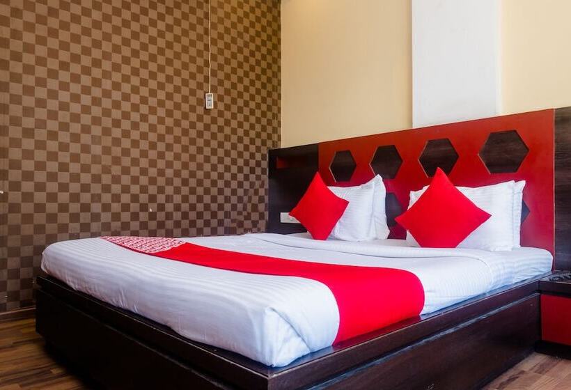 ホテル Monarch Boutique