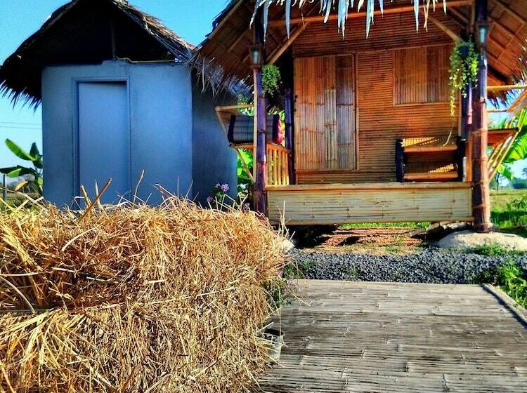 Отель Nathasa Homestay