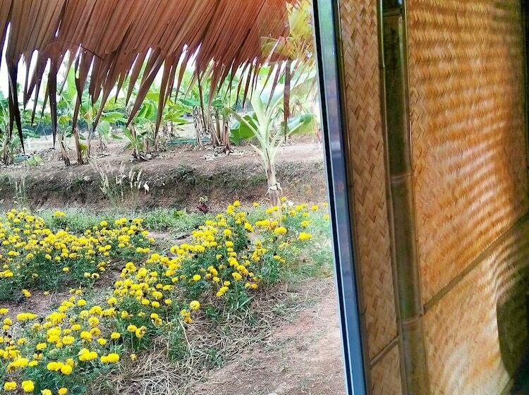 Отель Nathasa Homestay