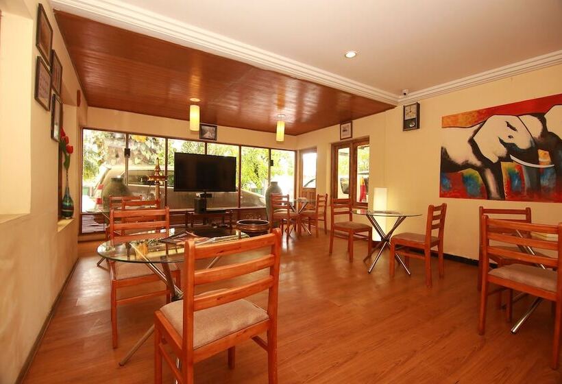 בית מלון כפרי Oyo 2158  Sn