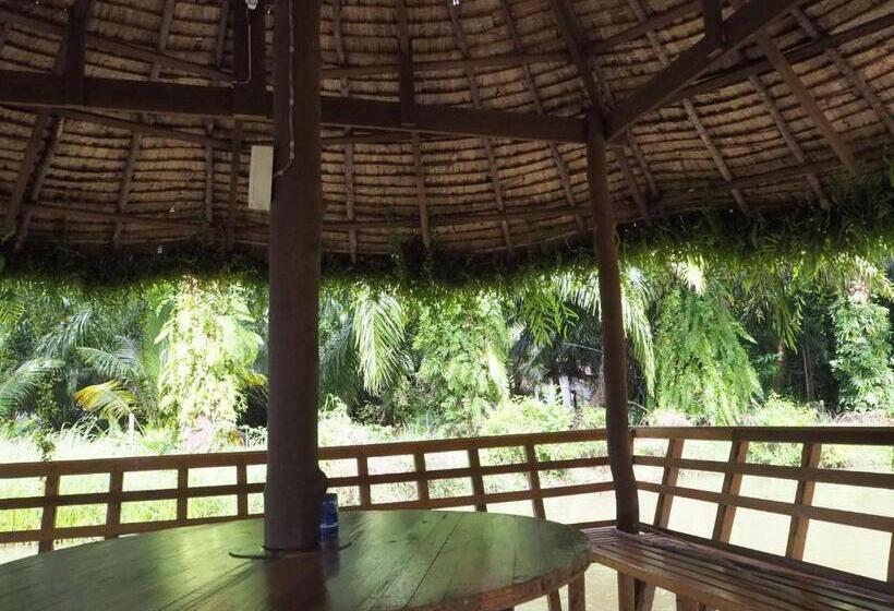 هتل Pru Valley Thaley Tai Resort