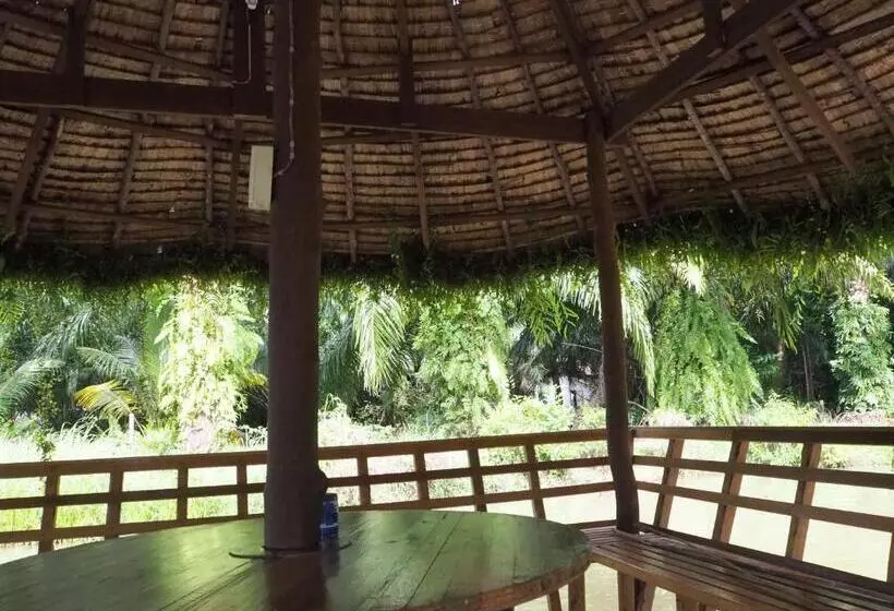 Hotelli Pru Valley Thaley Tai Resort