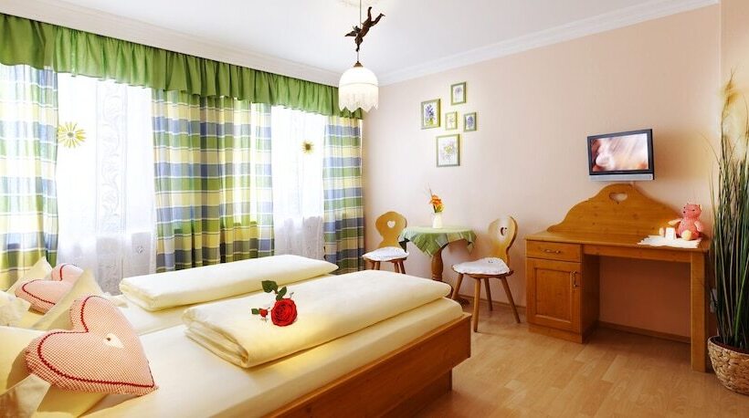 فندق Red Point Holiday Village