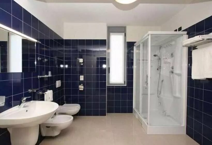 Hotelli Ristorante Salyut