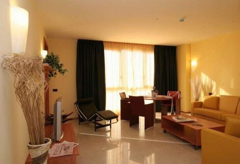 فندق Ristorante Salyut