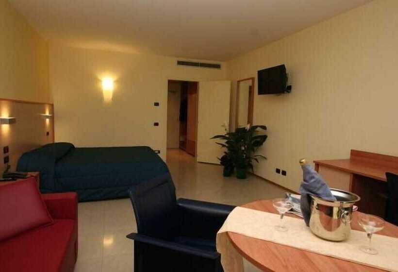 فندق Ristorante Salyut