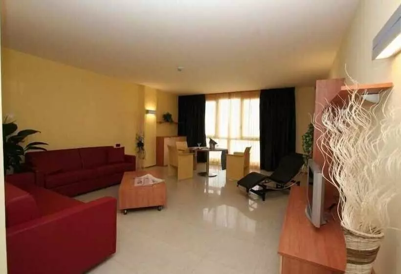 Hotelli Ristorante Salyut