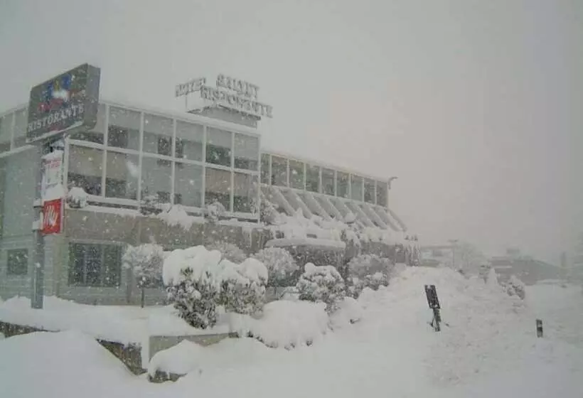 Hotelli Ristorante Salyut