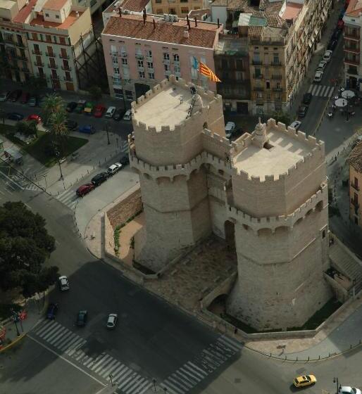 هتل SH Suite Palace