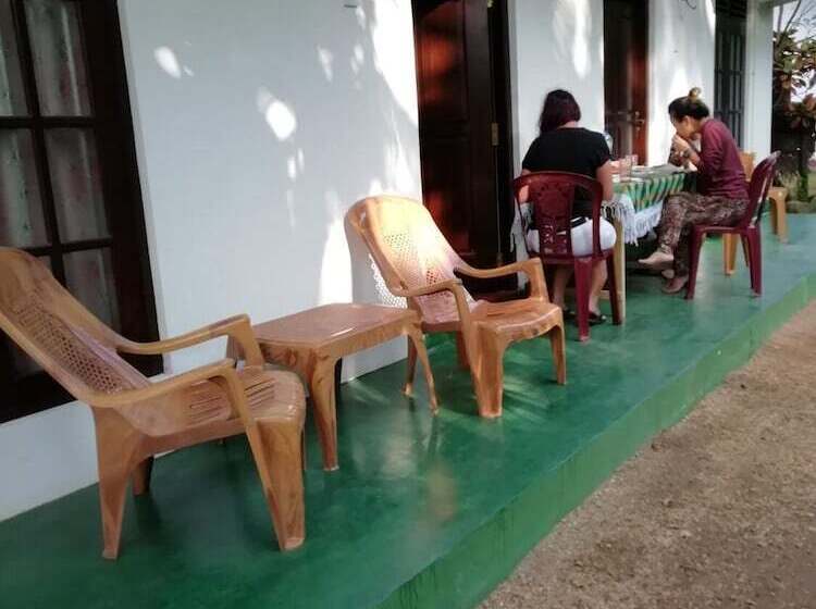 بنسيون Jungle Guest Mirissa