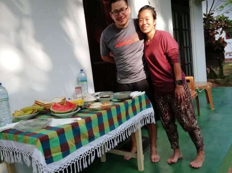 بنسيون Jungle Guest Mirissa