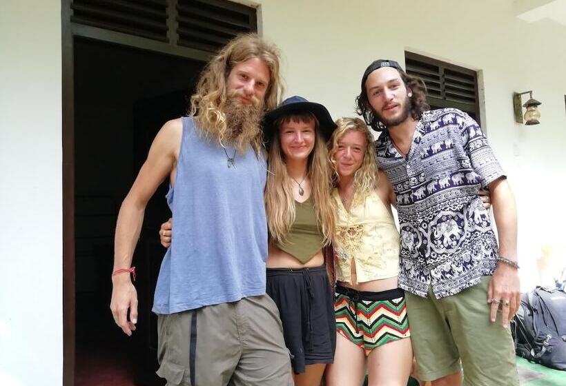 بنسيون Jungle Guest Mirissa