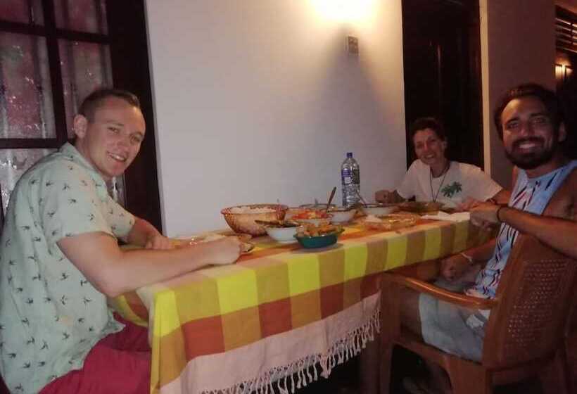 بنسيون Jungle Guest Mirissa