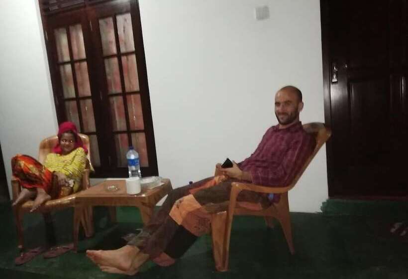 بنسيون Jungle Guest Mirissa