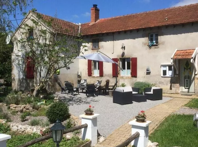 Majatalo Le Petit Moulin