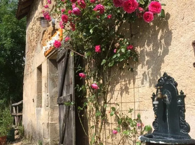 Majatalo Le Petit Moulin