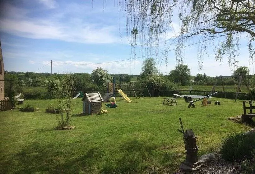 Majatalo Le Petit Moulin