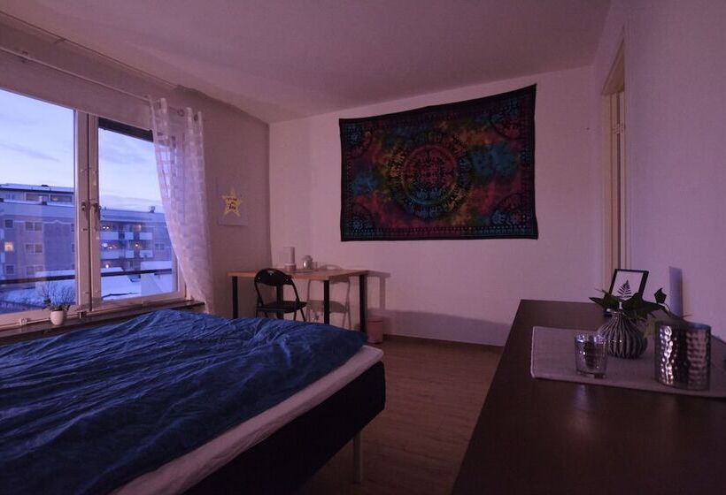 پانسیون Nordic Borealis House