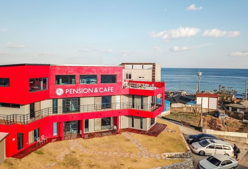 Pretty Queen Pension