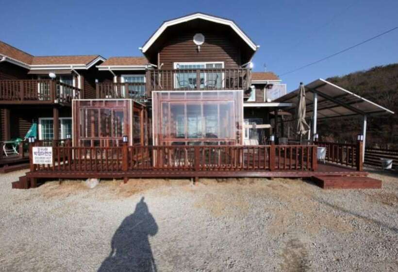 Seokmodo Park Jung Ah Pension